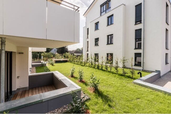 Blick in den Garten der WEG