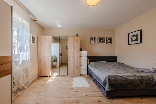 PHOTO-2025-09-18-10-56-12 52