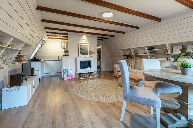 Wohnzimmer (Nurdachhaus)